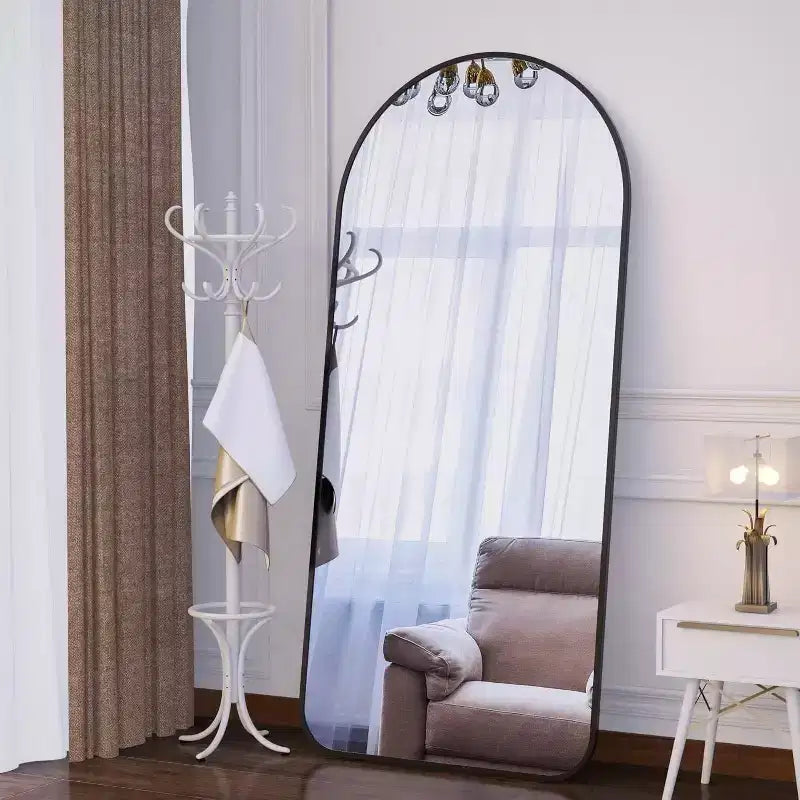 Miroir sur pied arqué de 71x32 po, cadre en aluminium noir, grand miroir pour salon, chambre, entrée