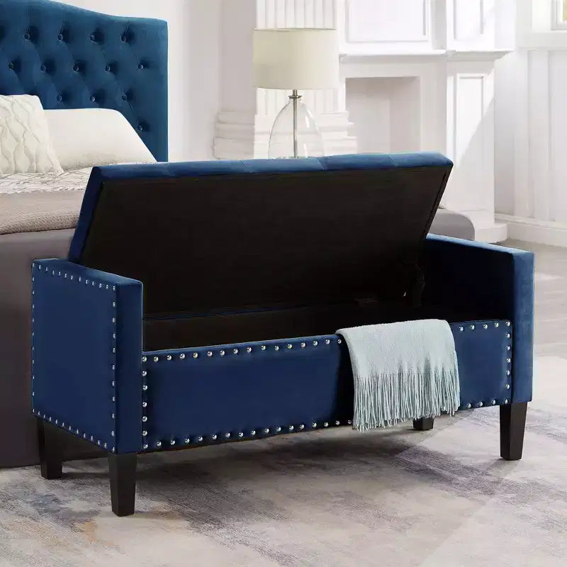 Banc de rangement capitonné avec garniture cloutée, Siège rembourré moelleux avec accoudoirs pour entrée ou salon, Bleu marine