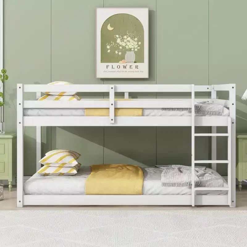 Lit superposé jumeau-sur-jumeau de 77,3 pouces avec échelle, lit jumeau avec barrière de sécurité et lattes renforcées, cadres de lit pour chambre d'enfants, salle de jeux, blanc